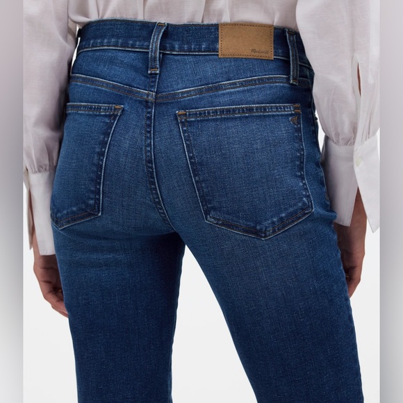 The Mid-Rise Perfect Vintage Jean in Kenmere Wash; 26; madewell - Picture 2 of 6